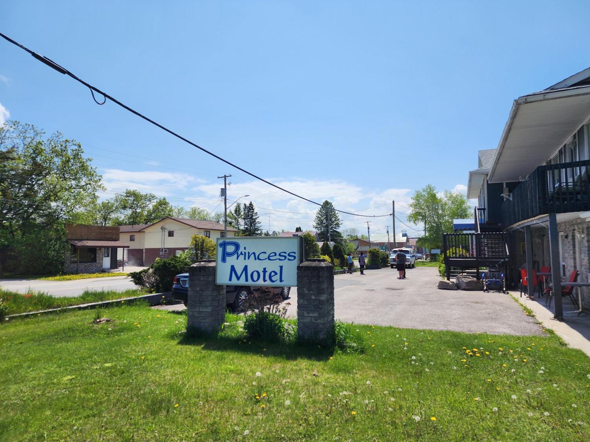 Princess Motel Bobcaygeon Exterior foto